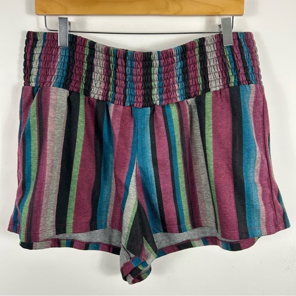 Torrid Striped Multicolor Women's Shorts 1X - Picture 3 of 10